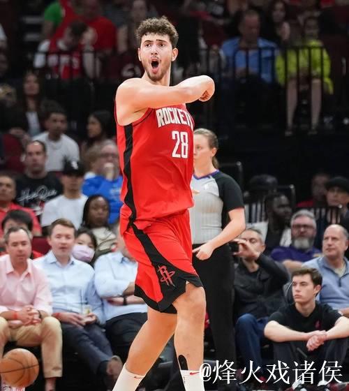 火箭官推晒申京赛照:豪取33分10篮板10助攻2抢断 火箭官推晒申京赛照:豪取33分10篮板10助攻2抢断