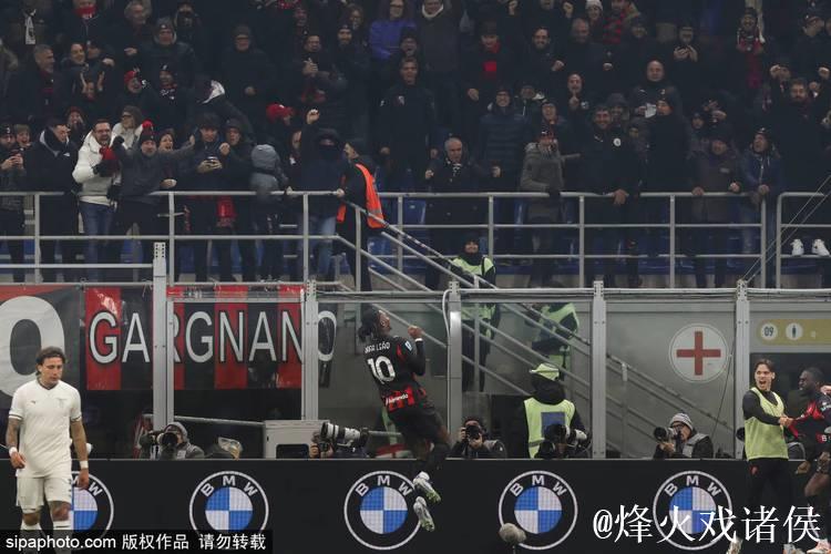 萨56续约米兰:感谢球迷始终的信任 萨56续约米兰:感谢球迷始终的信任